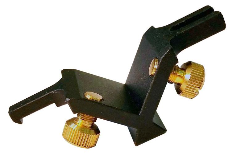 SCATT_mounting_prism_with_screws